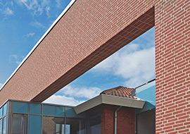 Pre-stressed brick beams